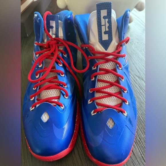 Nike LeBron 10 "Diamond Collection- blue/ red size 11 men’s - Picture 3 of 8